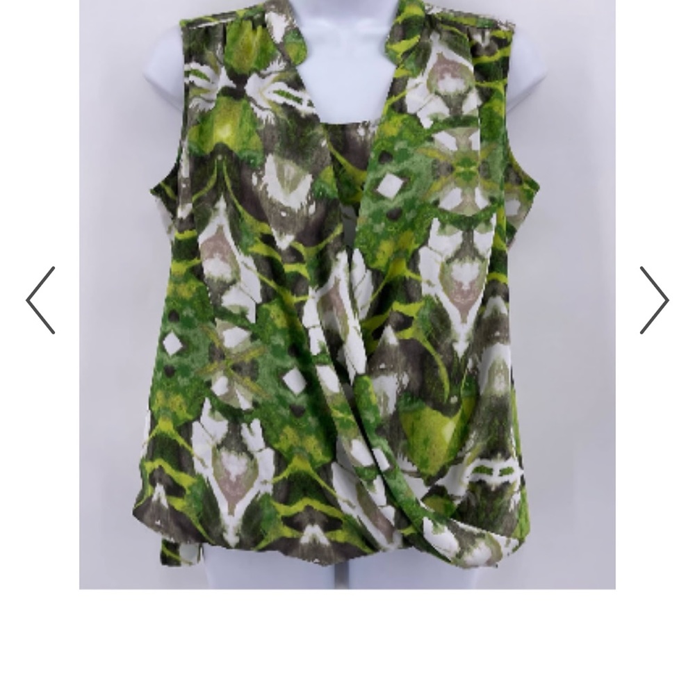 10 NWOT  Alfani Sleeveless Top Moss Green